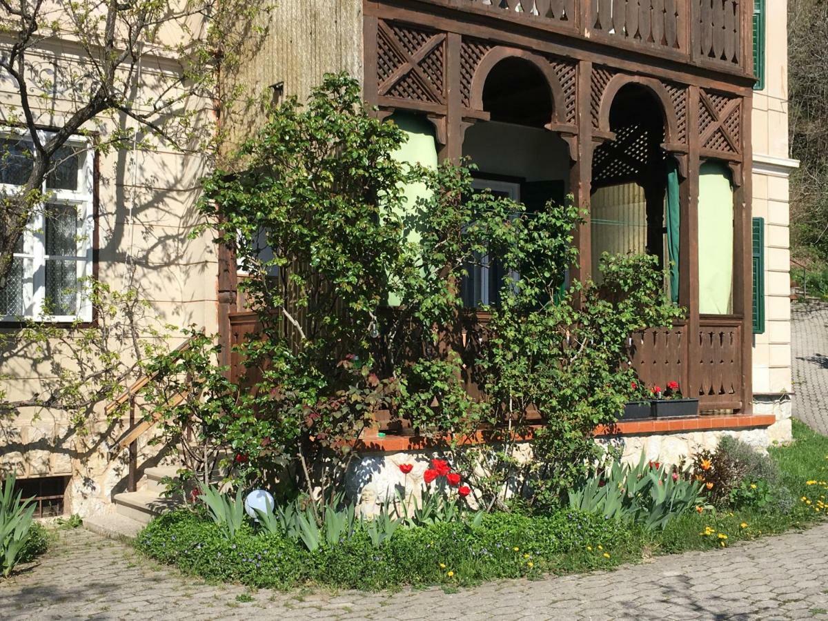 Vila Cerne Блед Экстерьер фото